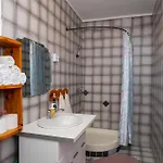 2 Bedroom Lovely In Novigrad Apartment