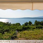 2 Bedroom Lovely In Novigrad Novigrad (Dalmatia)